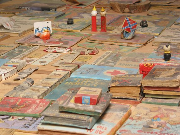 Kristen Morgin, The Repeating Table (detail), 2010